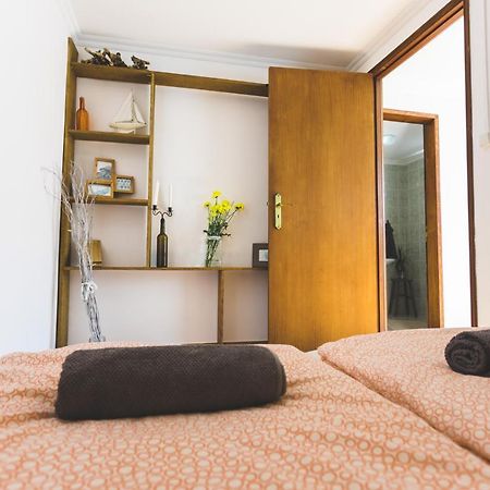 Soulsurfcamp Portugal Bed and Breakfast Peniche Exteriör bild