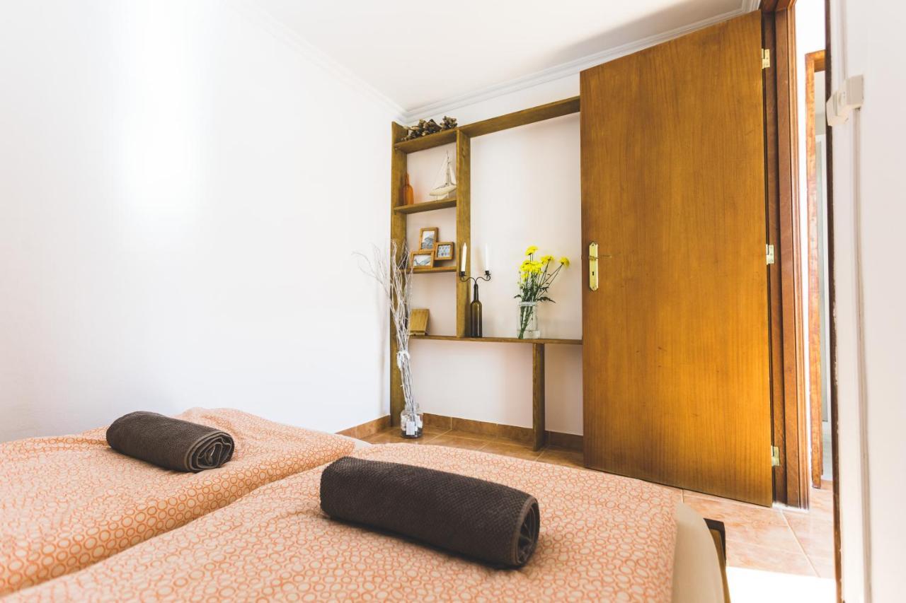 Soulsurfcamp Portugal Bed and Breakfast Peniche Exteriör bild