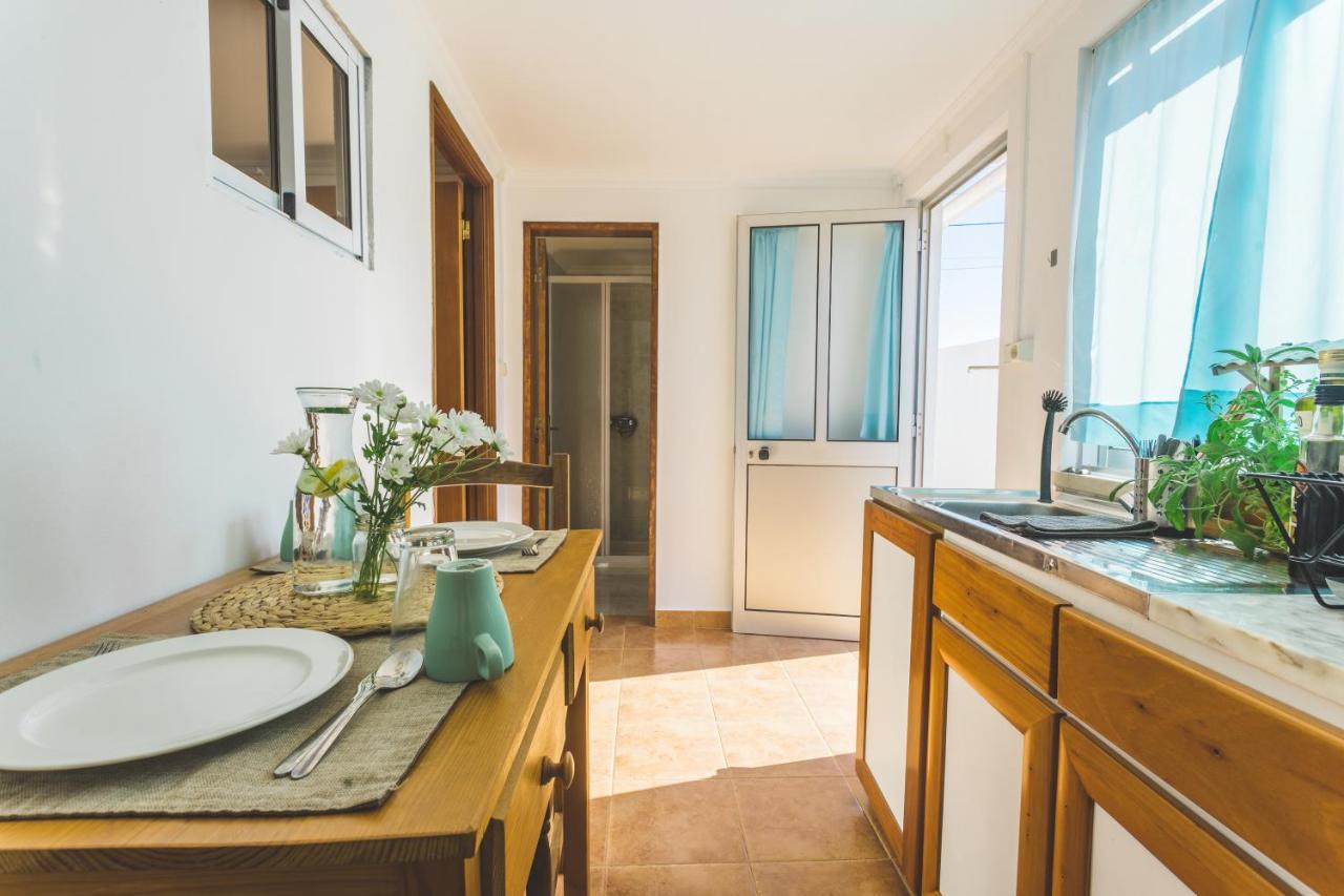 Soulsurfcamp Portugal Bed and Breakfast Peniche Exteriör bild