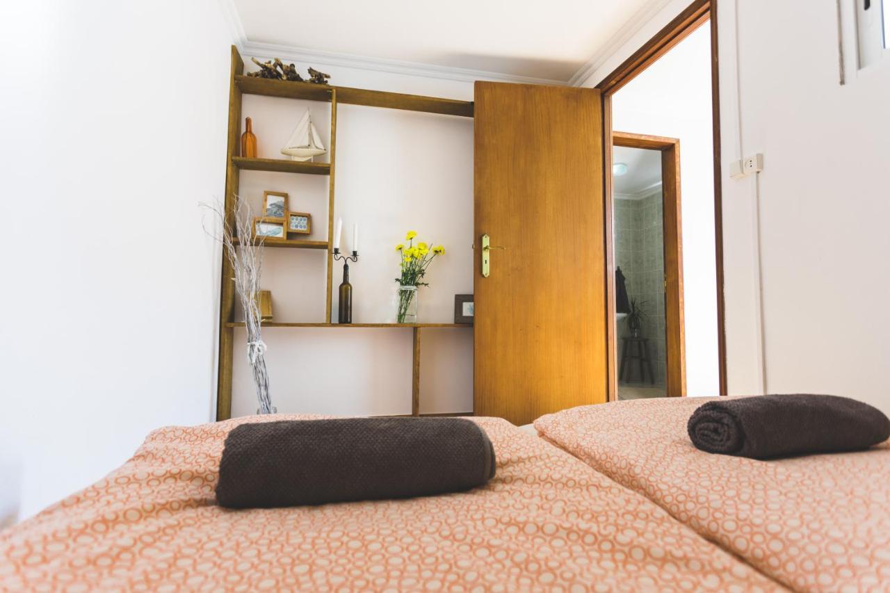 Soulsurfcamp Portugal Bed and Breakfast Peniche Exteriör bild