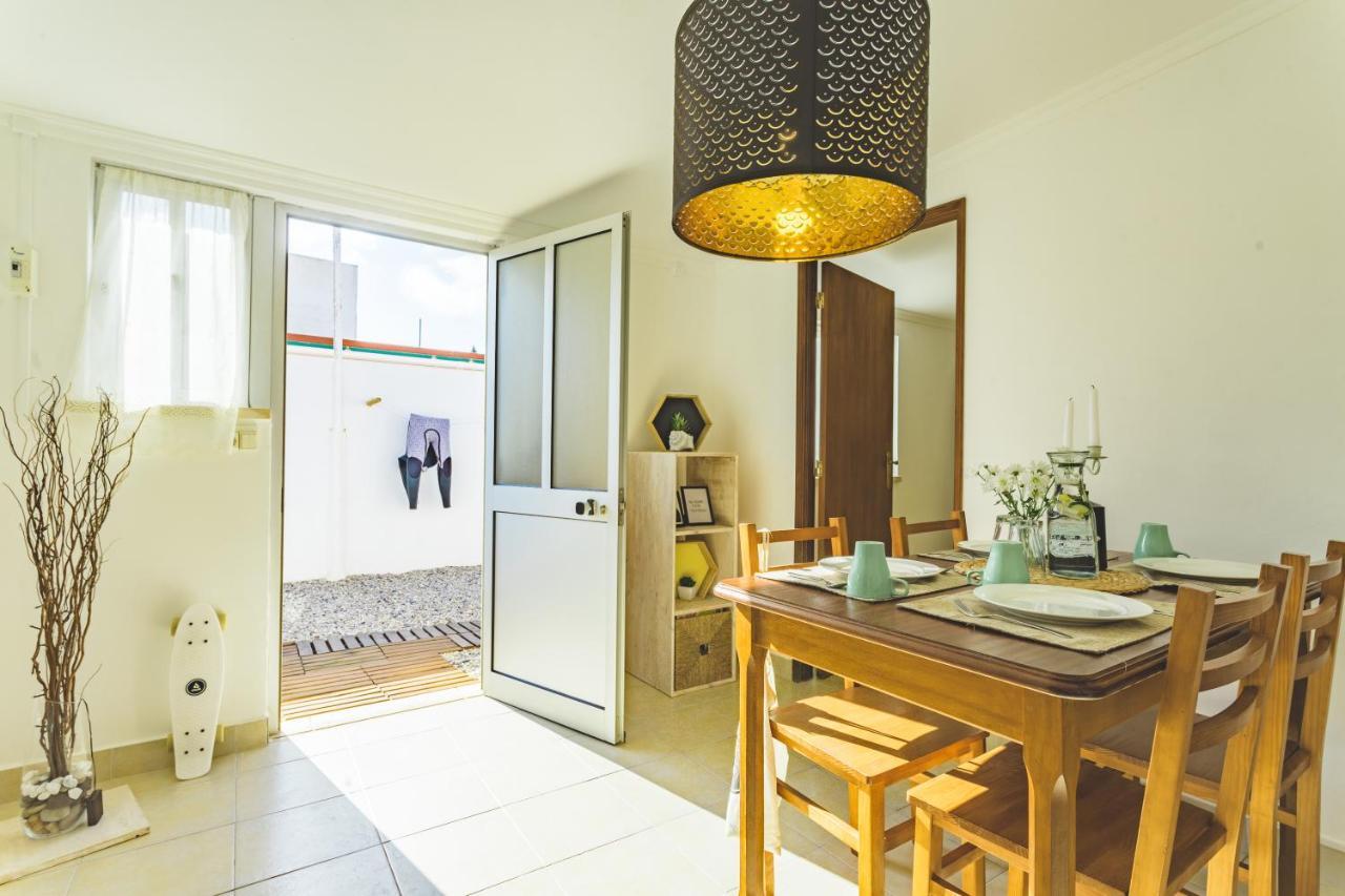 Soulsurfcamp Portugal Bed and Breakfast Peniche Exteriör bild