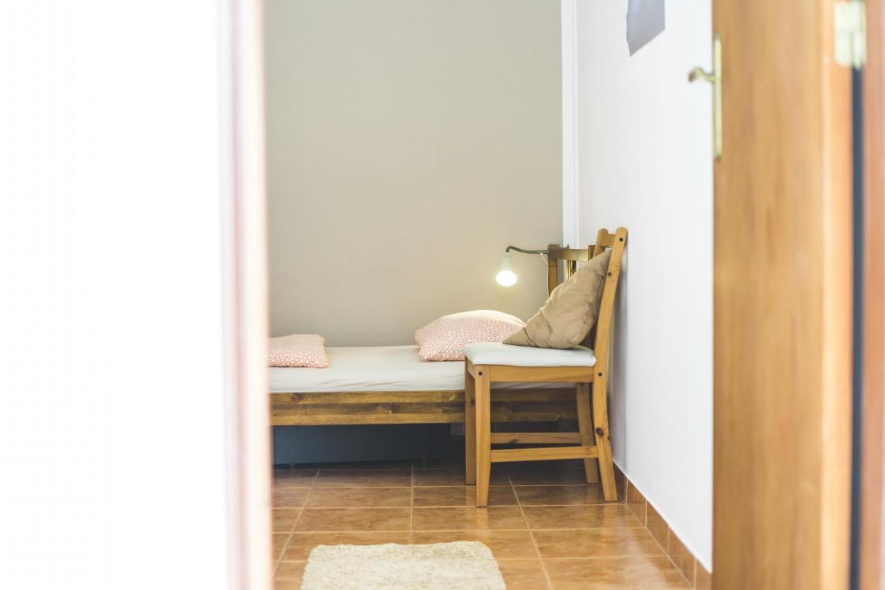 Soulsurfcamp Portugal Bed and Breakfast Peniche Exteriör bild