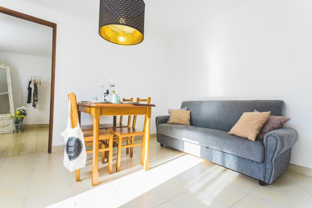Soulsurfcamp Portugal Bed and Breakfast Peniche Exteriör bild