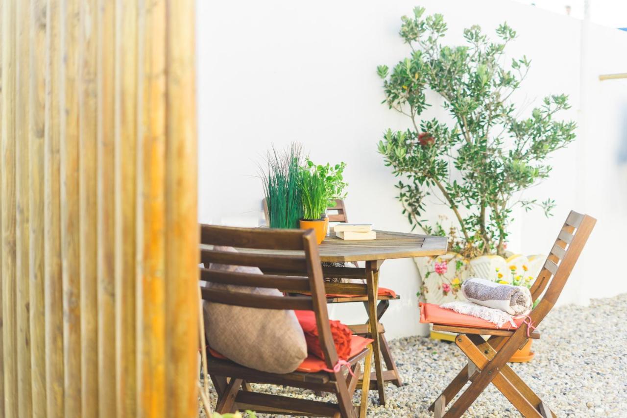 Soulsurfcamp Portugal Bed and Breakfast Peniche Exteriör bild