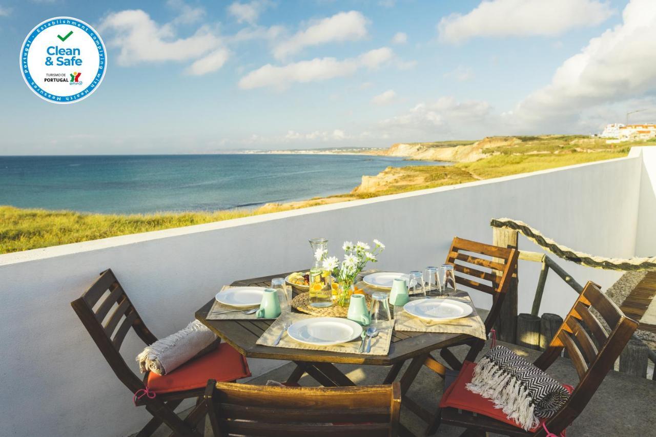 Soulsurfcamp Portugal Bed and Breakfast Peniche Exteriör bild